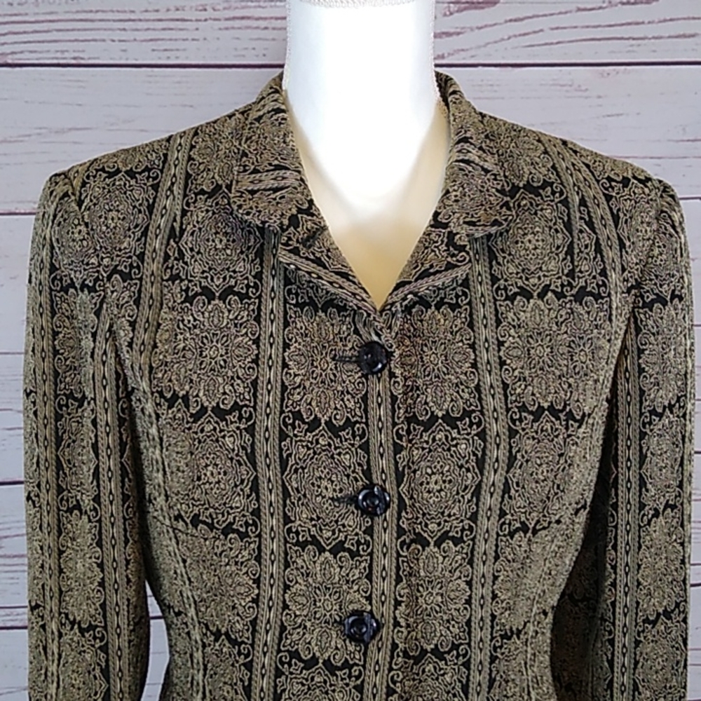 Earl Rafenberg Suit - Picture 4 of 8